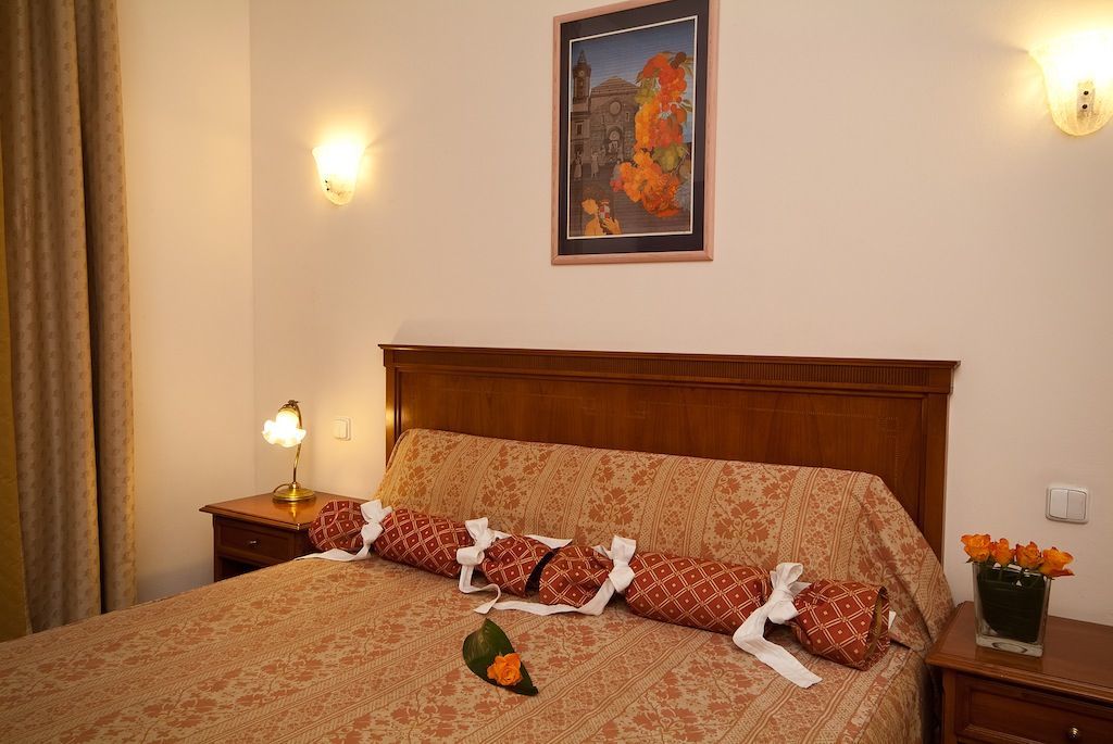 St George - Czech Leading מלון 4*
